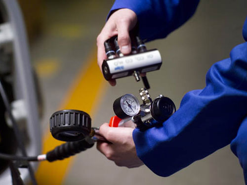 壓縮空氣質(zhì)量檢測(cè)在制藥行業(yè)的必須性！